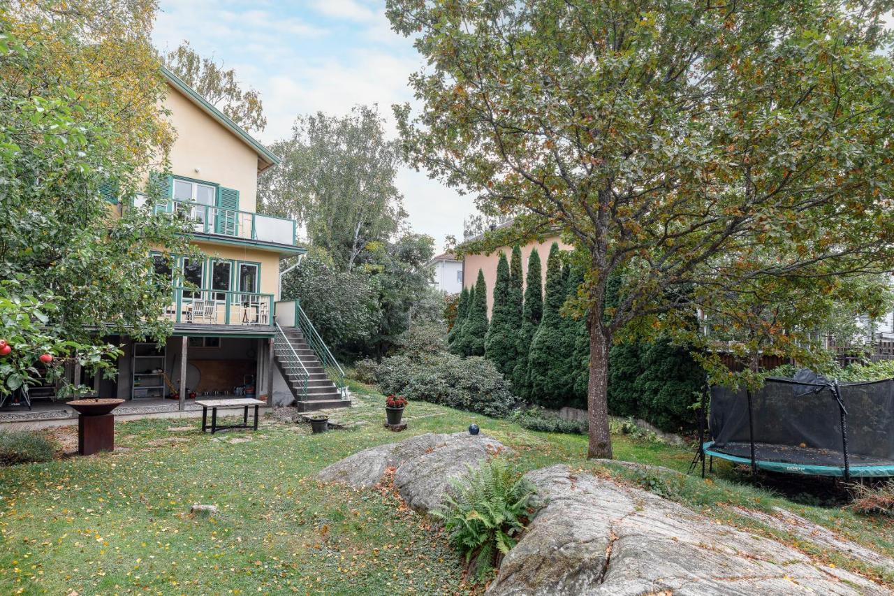 Fantastic 4 Bedroom Home In Bromma With Everything Stockholm Luaran gambar